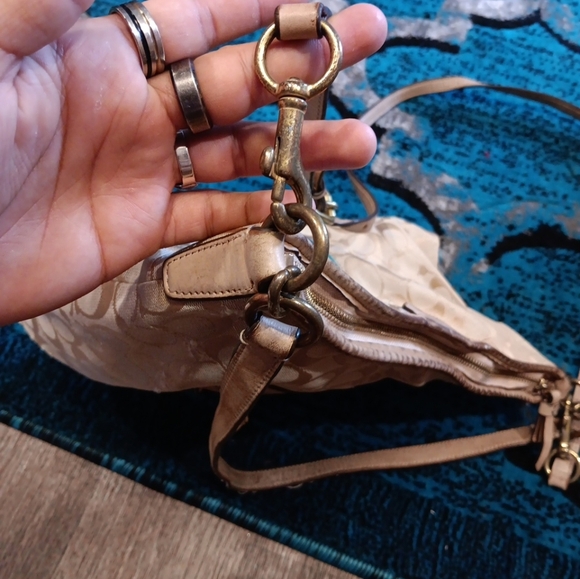 Coach Factory Women's Canvas Handbag and crossbody bag  2In 1 - Picture 7 of 9